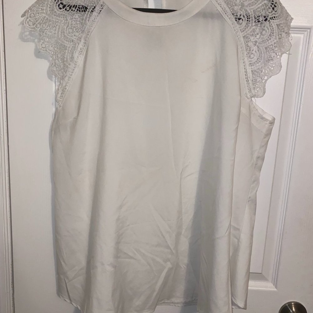 White- Cap Lace Sleeve